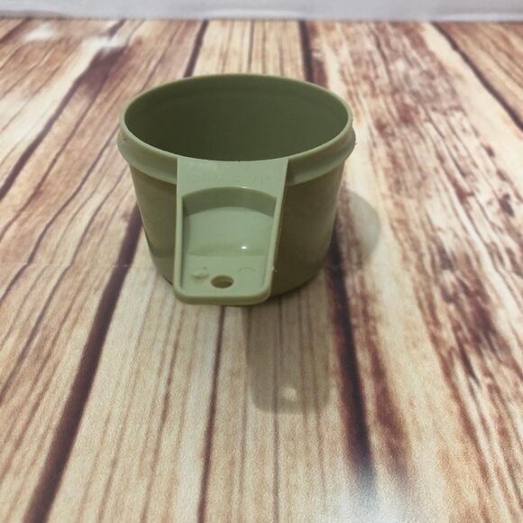 Vintage Tupperware Avocado Green Nesting Measuring Cup 3/4 CUP Replacement 762-5 - Picture 4 of 12